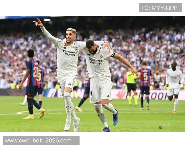 皇马与巴萨世纪对决再度上演球迷期待的经典之战即将揭幕